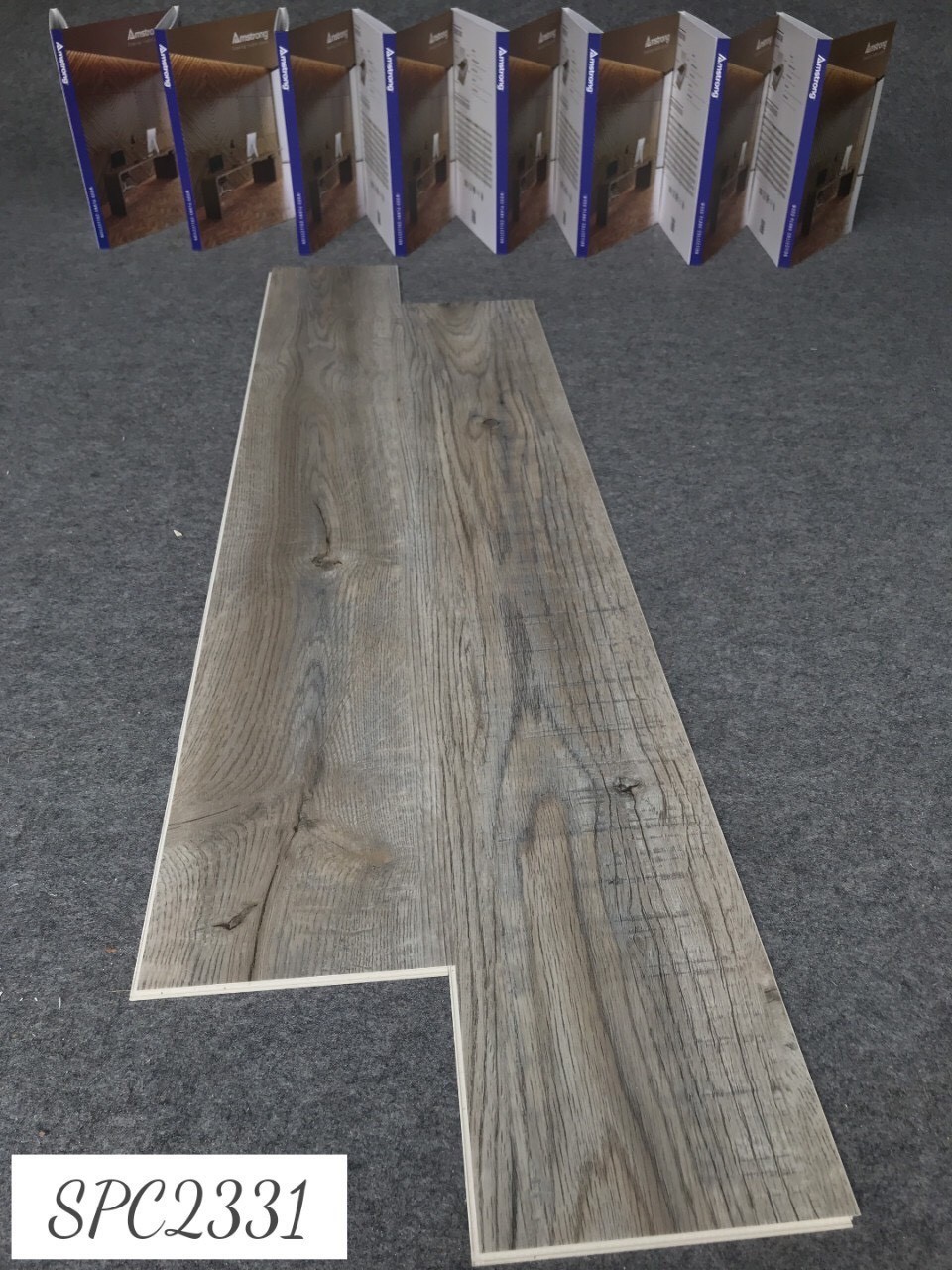 Sàn nhựa giả gỗ màu xám