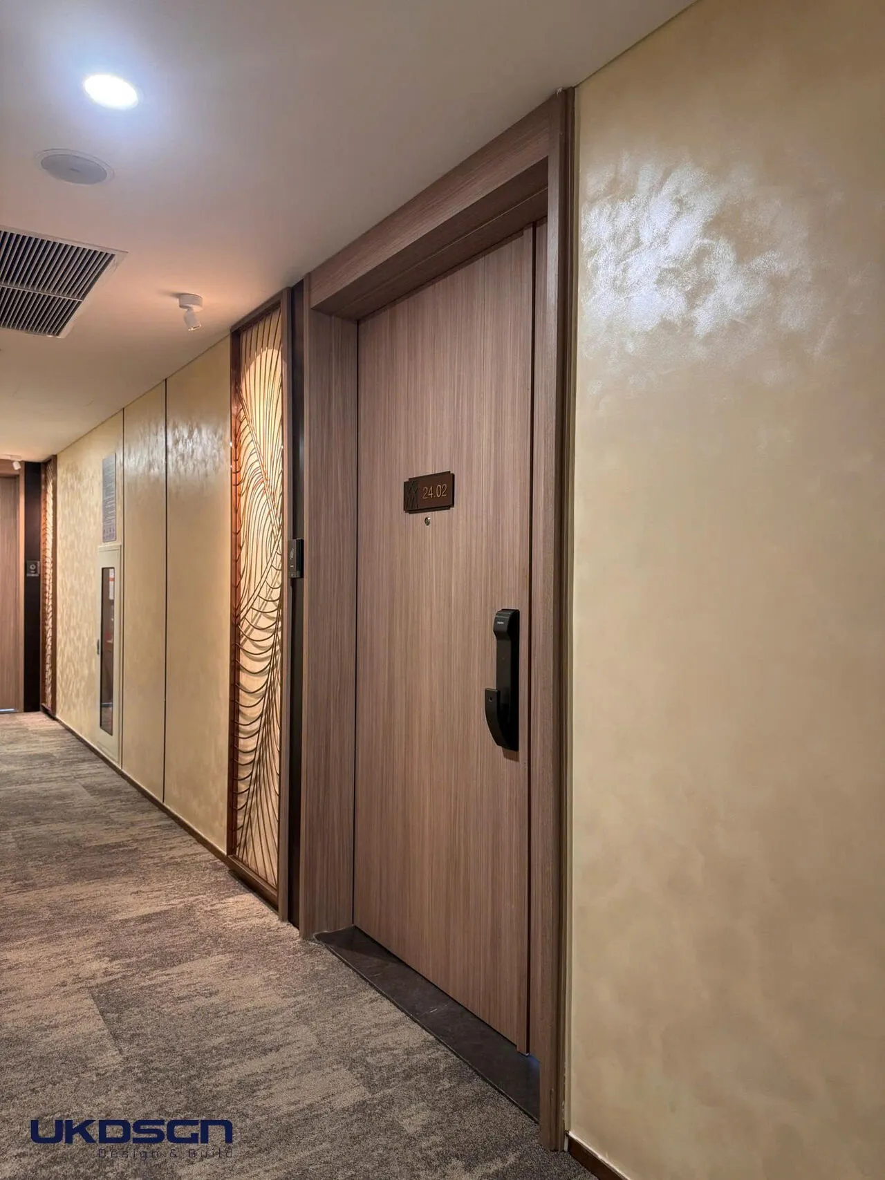 Thảm sàn dày, êm chân. Tổng thầu UKDSGN. Thầu phụ sàn thảm Phát Đạt Group