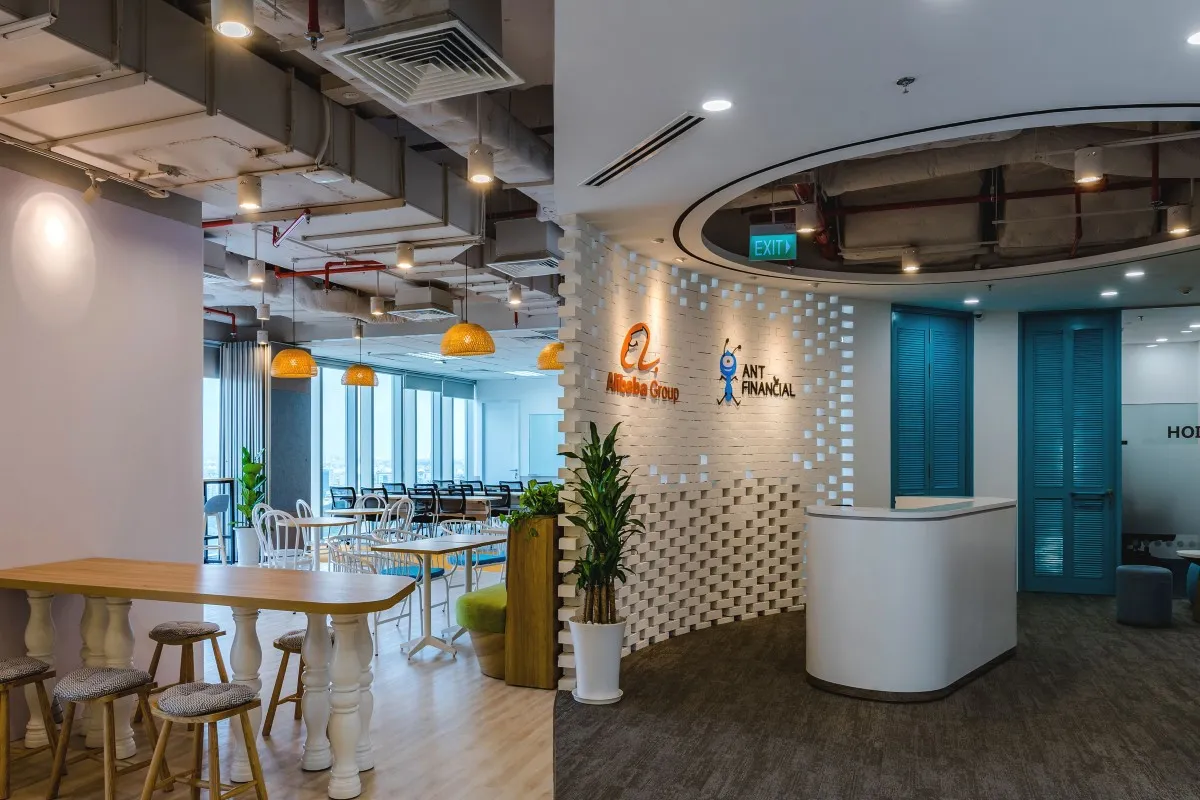 thi công thảm sàn vinyl văn phòng Alibaba & Ant Group