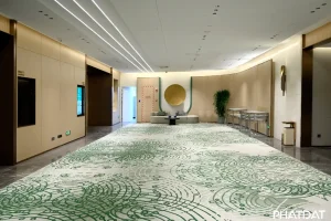 tham_trai_san_khach_san_holiday_inn_phatdat