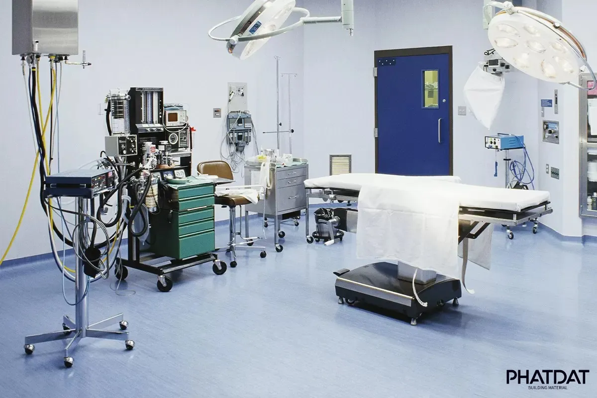 Sàn vinyl kháng khuẩn cho phòng mổ