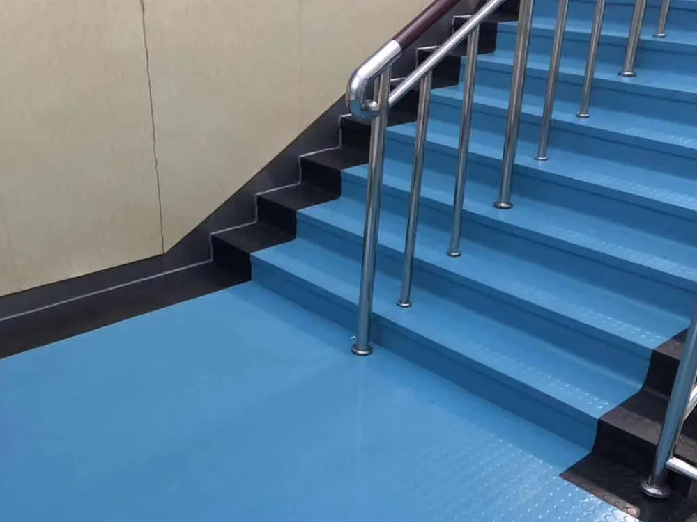 tham_cao_su_muiP_cau_thang_phatdat Thảm Cao Su Mũi Cầu Thang