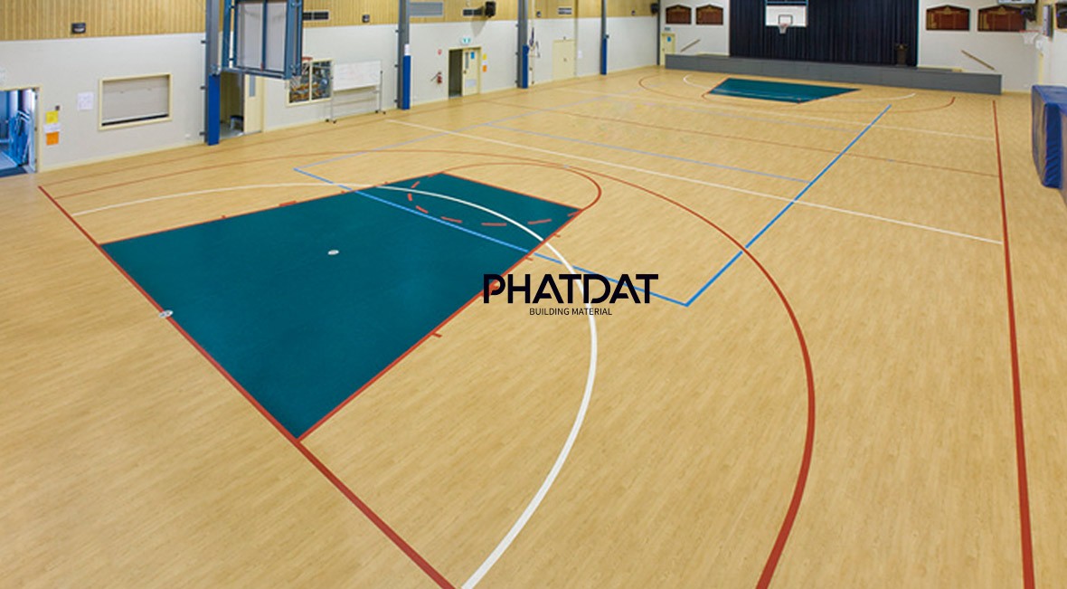 Thảm vinyl trải sân thể thao phối màu. Phatdatsport