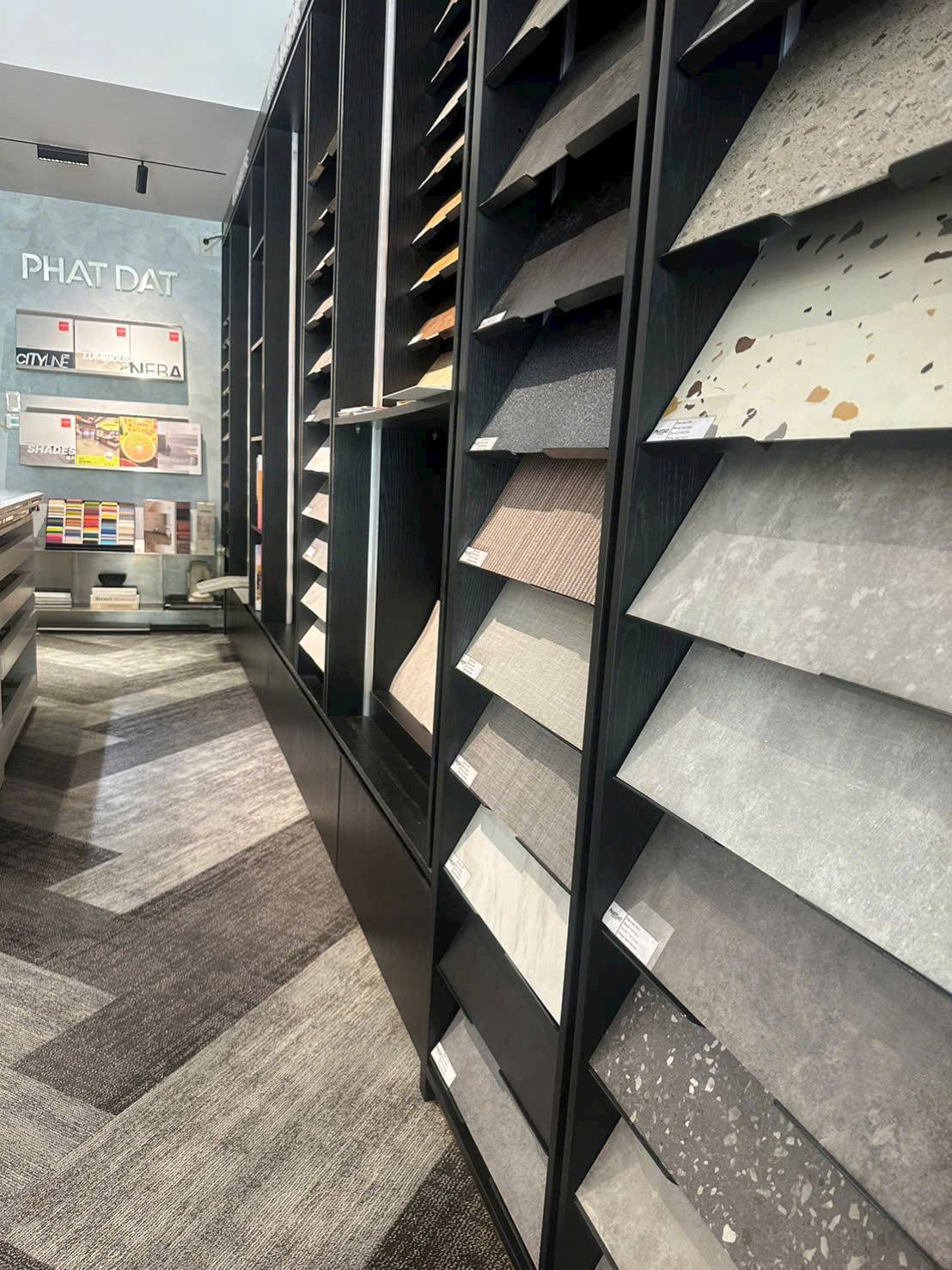 Showroom thảm sàn phát đạt